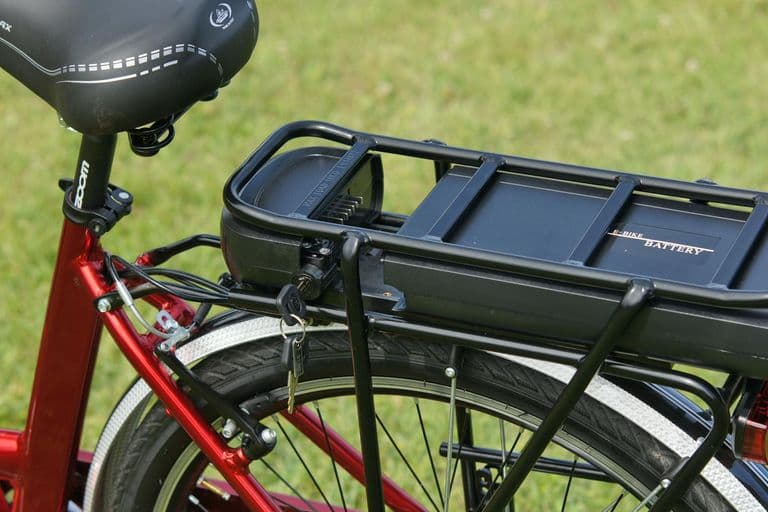 Szilárdtest-akku az e-bike piacon: itt a Ride1Up Revv1 EVO